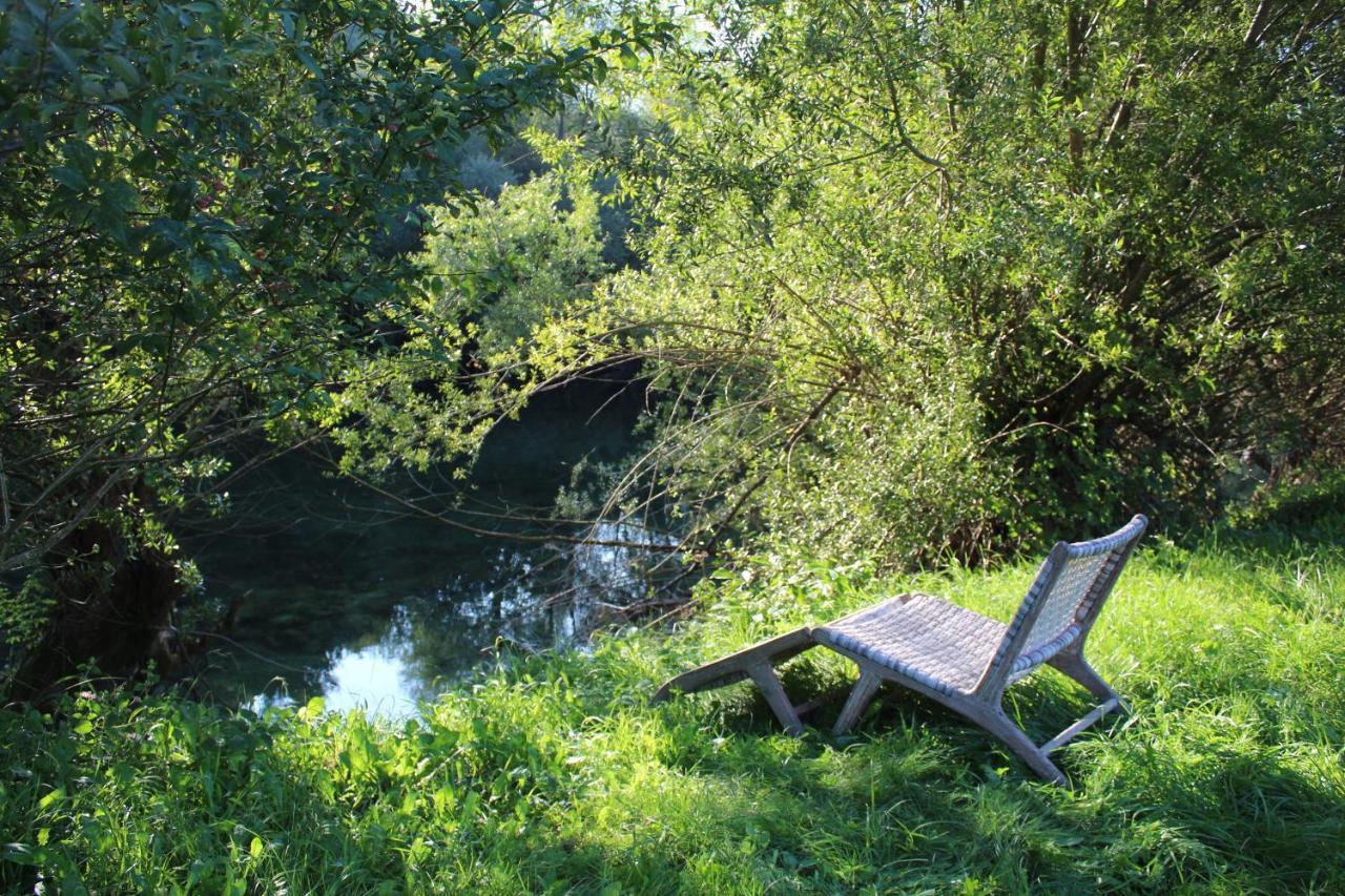 Atlantis Home Kulen Vakuf Buitenkant foto